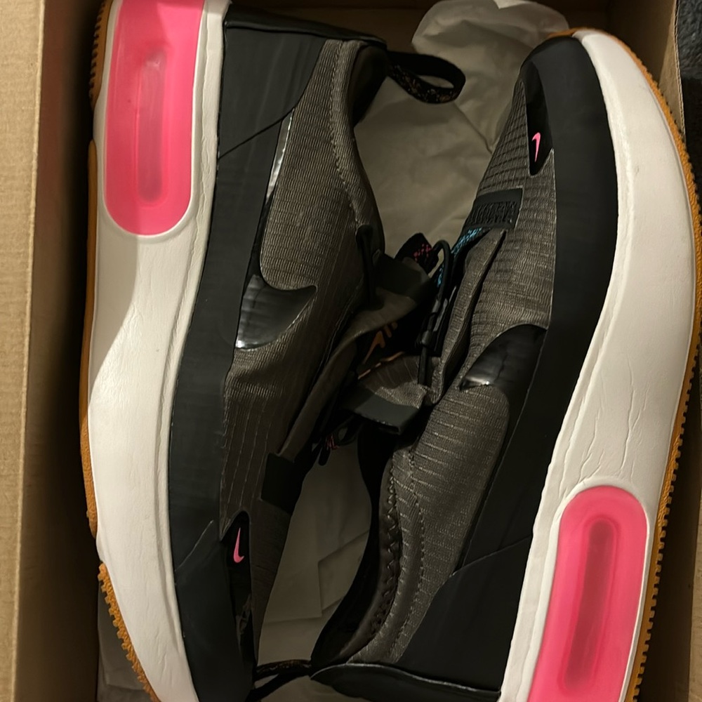 Women’s Nike Air Max Dia Winter